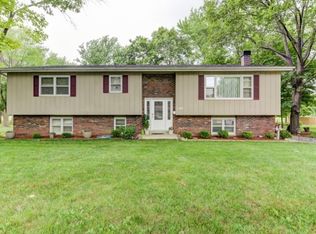 1682 Melrose Ct, Decatur, IL 62526