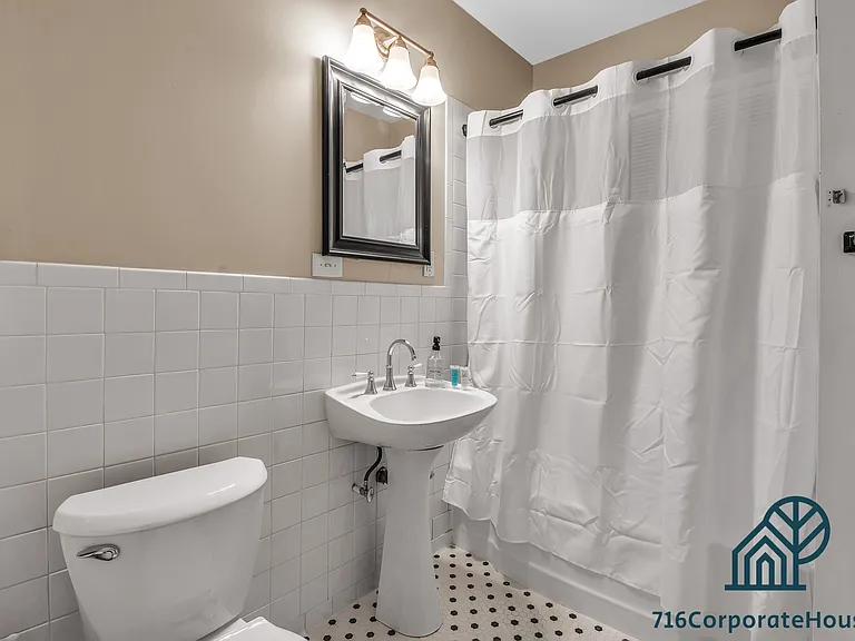 309 Bird Ave #2 — Photo 5