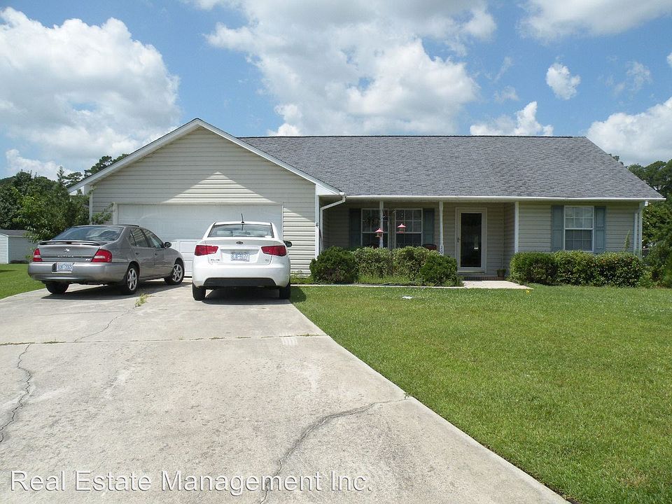 1st image of 202 Shelia Ct