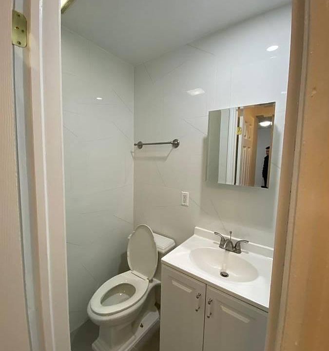 2nd image of 6755 164th St