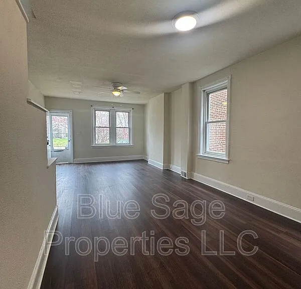 758 Saville Ave — Photo 5
