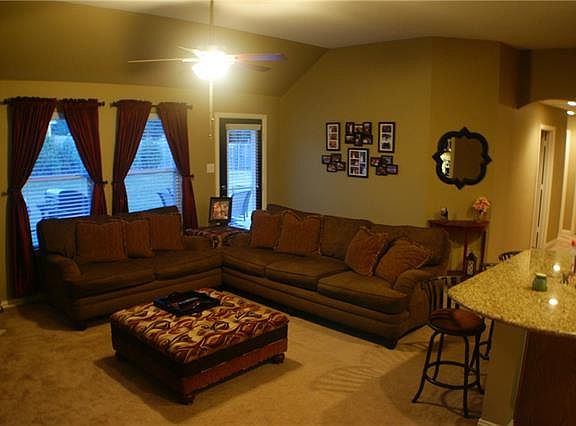 5th image of 5216 Lake Haven Ln