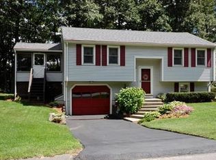 30 Barry Ln, Leominster, MA 01453
