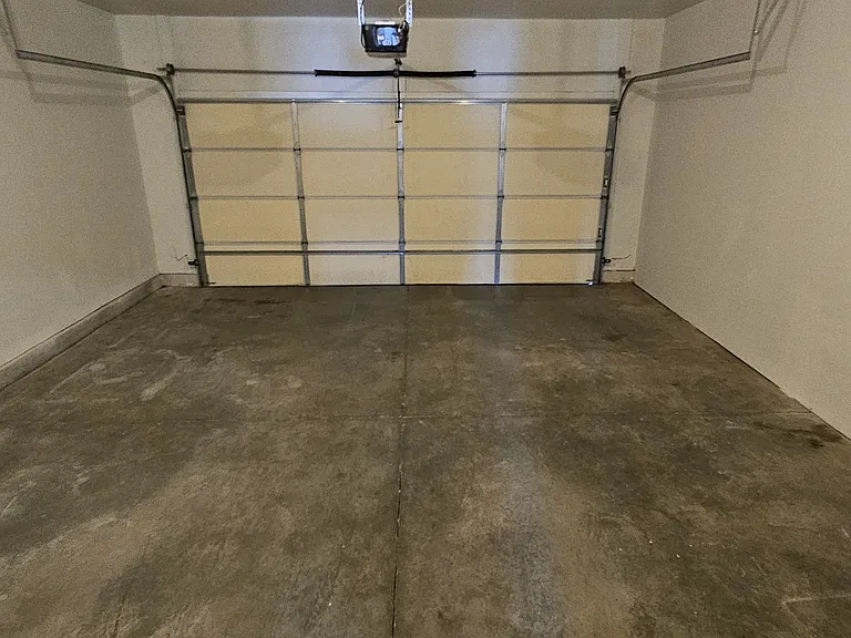 402 Par Ave — Photo 10