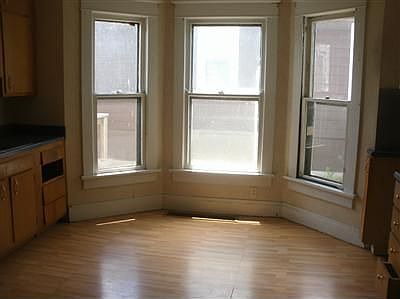 2nd image of 116 N Sutphin St