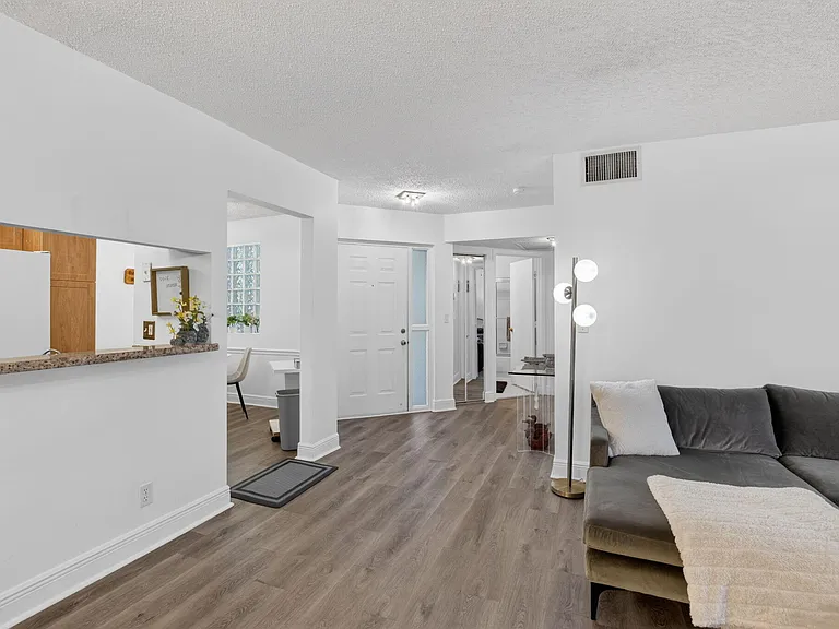 5418 Firenze Dr #F — Photo 6