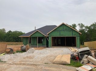 830 Skylar St, Bentonville, AR 72713