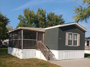 1220 NW Lakeview Ave, Kansas City, MO 64118