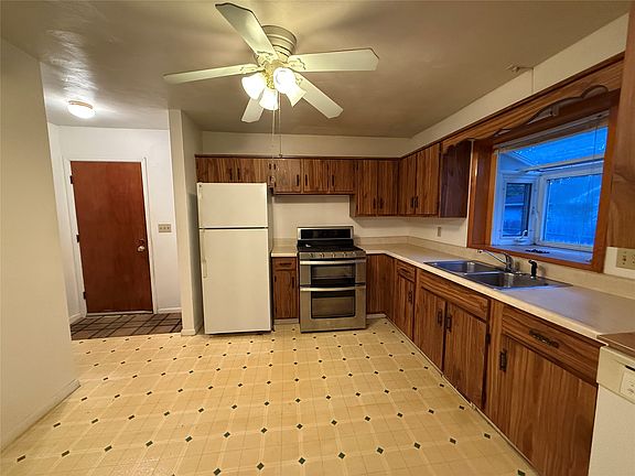 5th image of 168 Evans St