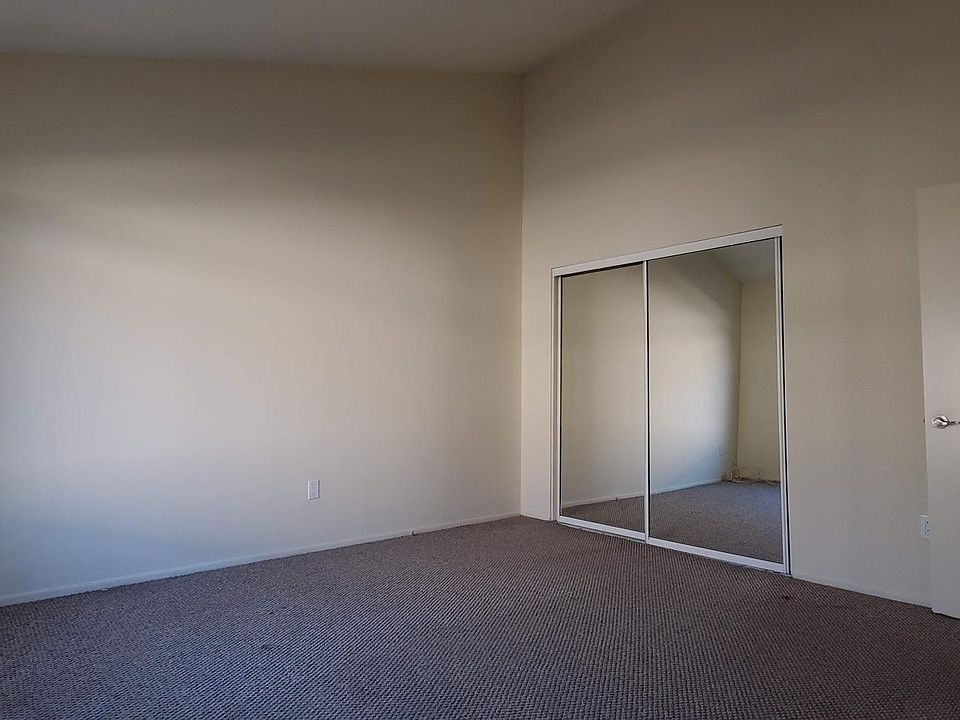 2nd image of 11768 206th St