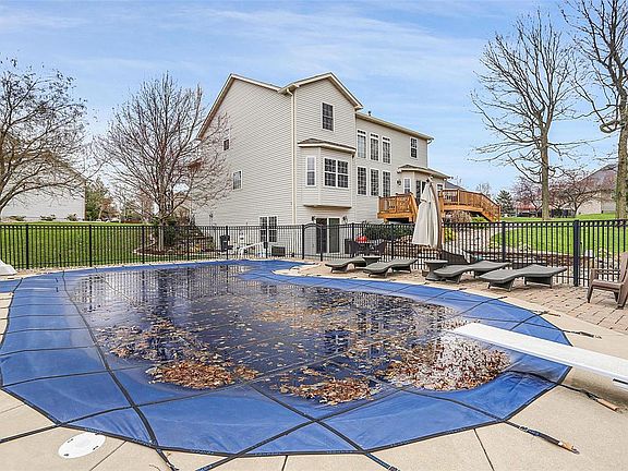 3rd image of 7028 Lasorda Ln