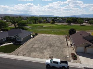 421 Dog Leg Dr, Fernley, NV 89408