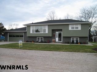4502 Apple Ave, Scottsbluff, NE 69361