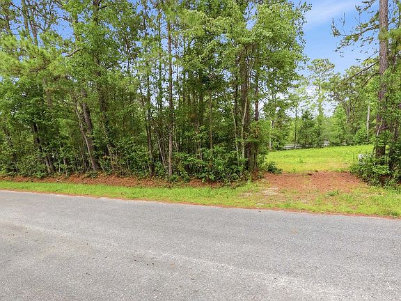 3rd image of Lot B Cypress Dr.