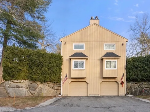 7 Gentry Ln Unit 7, Uxbridge, MA 01569