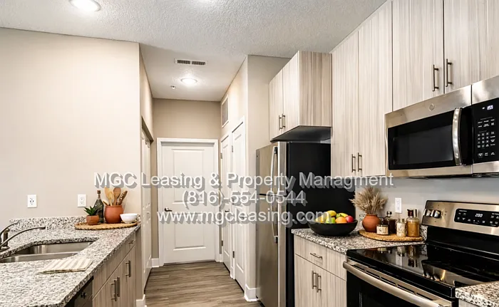 5621 NE 80th Ter #3D — Photo 2