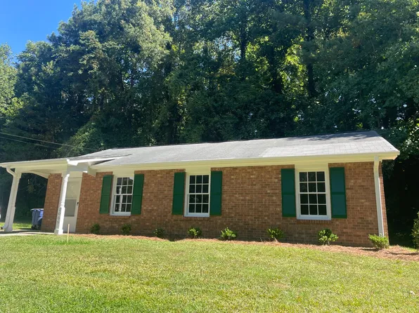 1009 Fenimore St, Winston Salem, NC 27103