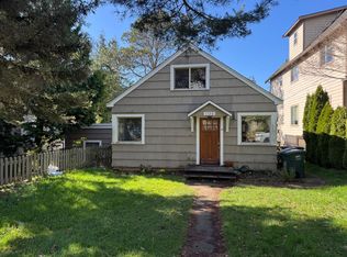 1120 23rd St, Bellingham, WA 98225