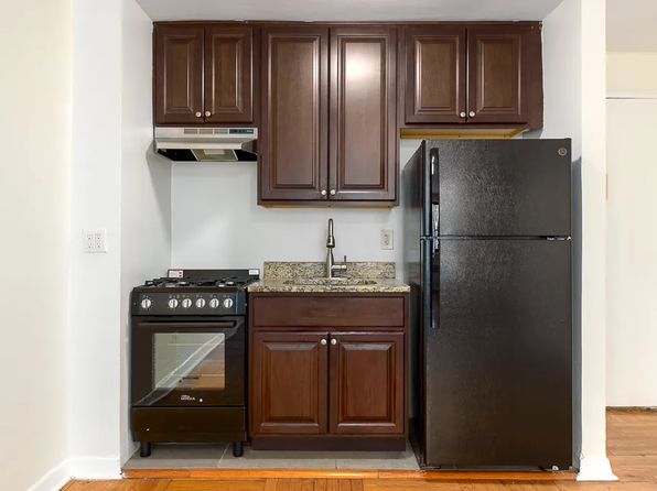 1 Bogardus Pl APT 6H