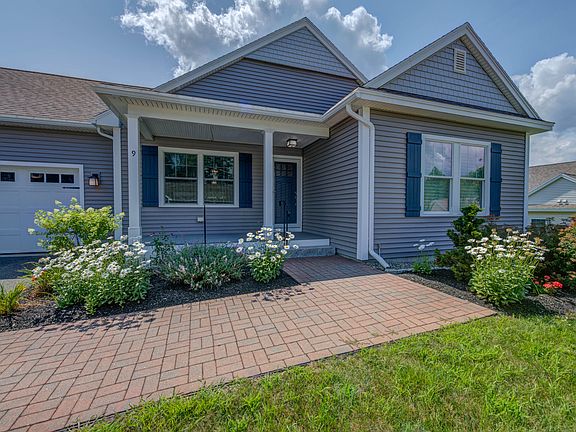 2nd image of 9 Headland Lane #9