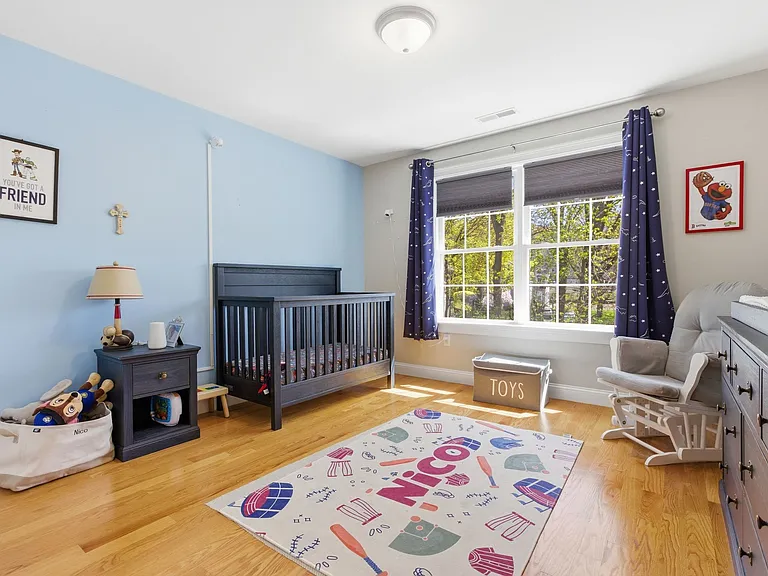 7 Spring Ct #A — Photo 22