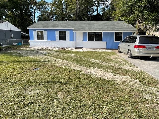 1st image of 124 Stafford Ave