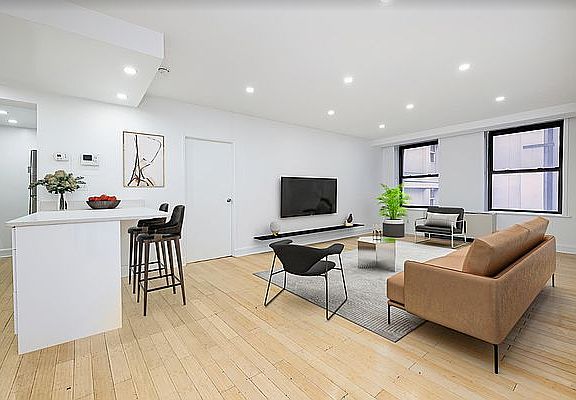 2nd image of 257 Water St #3K