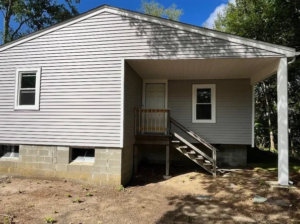 83 Cypress St, Plymouth, MA 02360