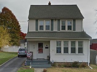 217 Burritt Ave, Stratford, CT 06615