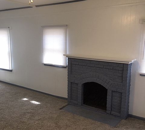 2nd image of 4607 S 27th Ave W