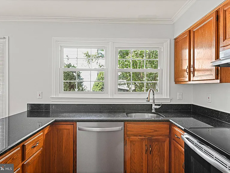 13345 Point Rider Ln — Photo 12