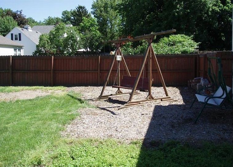 2nd image of 6290 Magnolia Dr