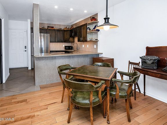 5th image of 216 Main St Unit R-319