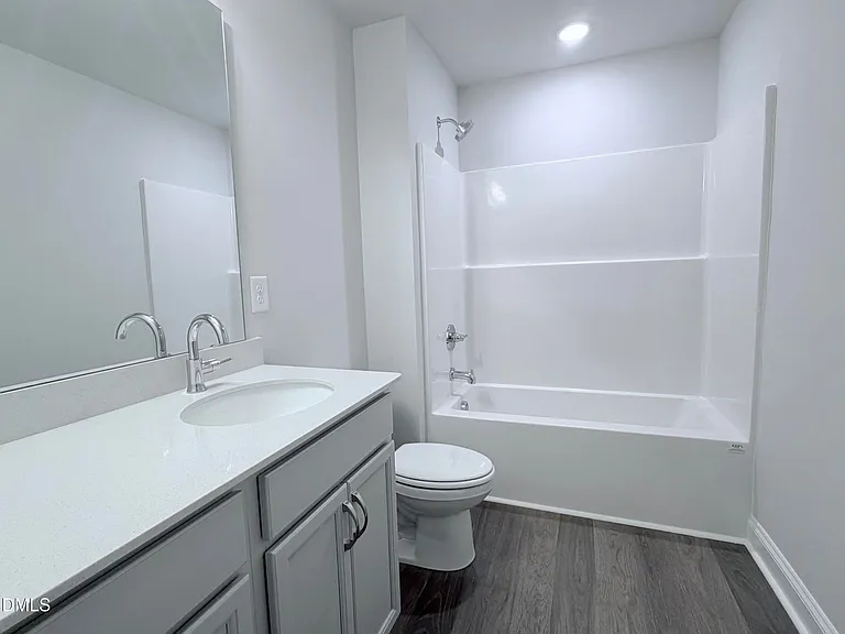 824 Roane St — Photo 7