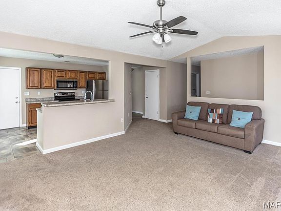 5th image of 905 Andra Dr