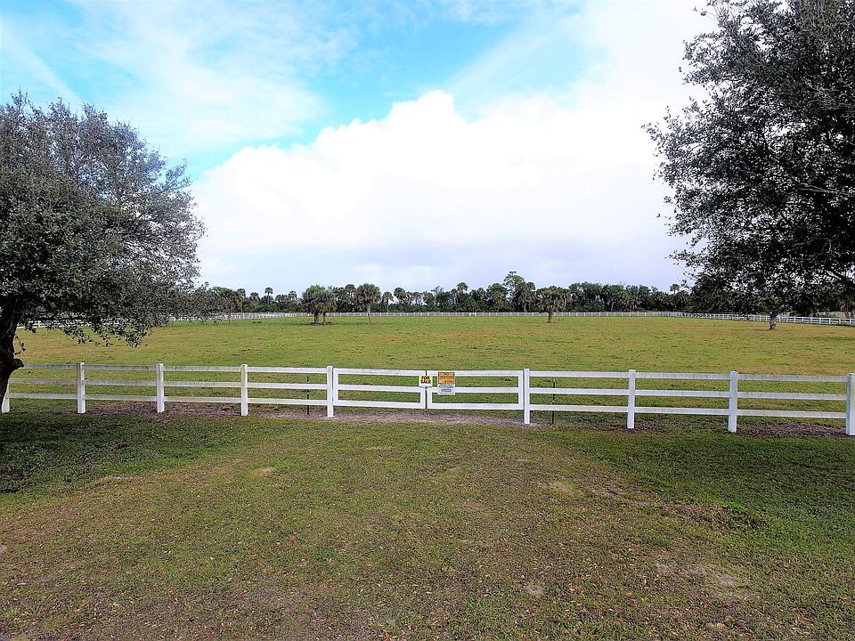 1st image of 18000 Wagonwheel Ln