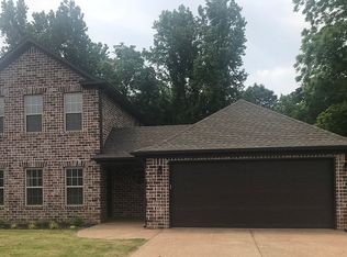 214 Hartfield Dr, Medina, TN 38355
