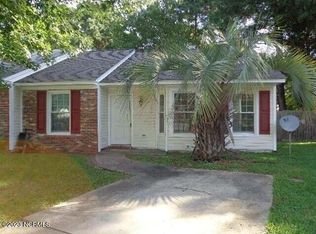 1926 Greenstone Ct, Midway Park, NC 28544
