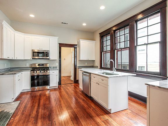 2nd image of 4308 S Derbigny St