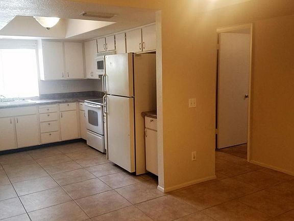 3rd image of 15215 N 25th Dr Unit 1