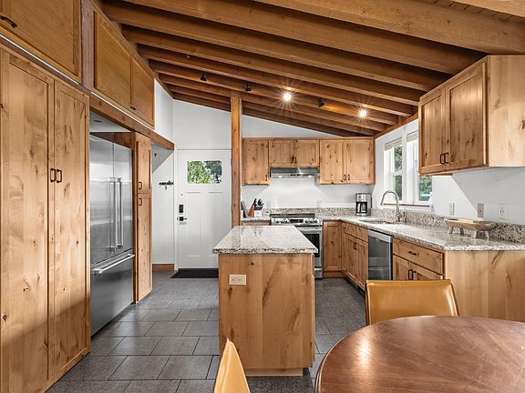 3rd image of 3516 Ranch Condo Dr