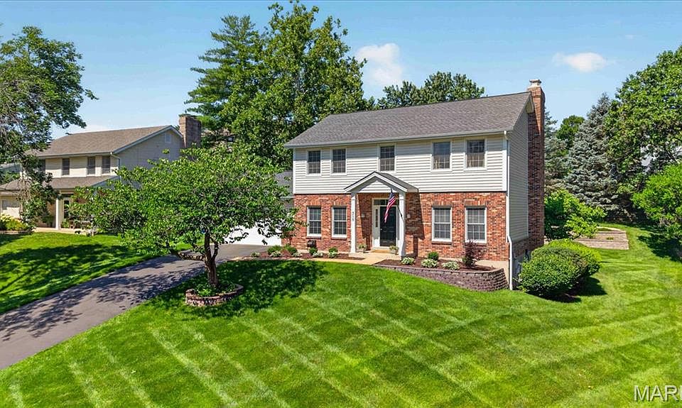 1st image of 315 Claymont Cove Ct