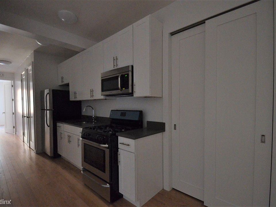 2nd image of 2721 Morris Ave APT 1A