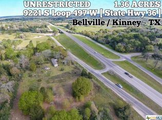 9221 S Loop 497 W, Bellville, TX 77418