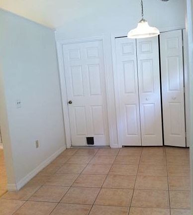 4th image of 1303 Carpenter Branch Ct