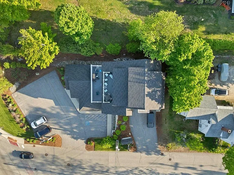 2 Lake St #A — Photo 35