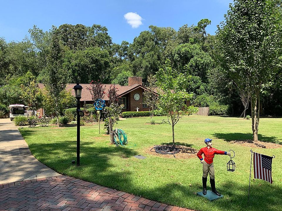 1st image of 7038 Dardwood Ln
