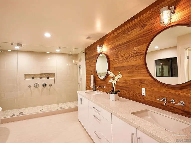 Primary Bath/Spa