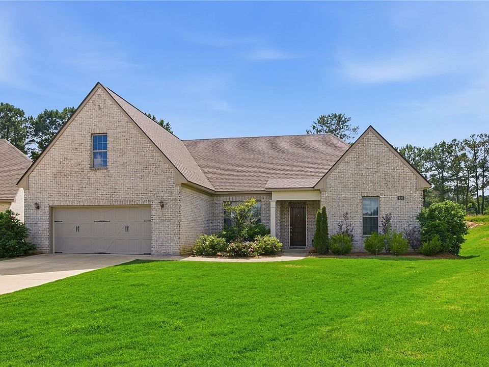 1st image of 133 Vineyard Ct