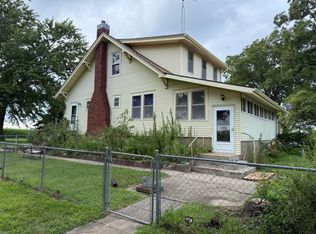 31436 Highway N Hwy, Miami, MO 65344